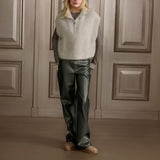 Sleeveless fluffy sweater with zip