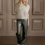 Sleeveless fluffy sweater with zip
