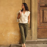 High waist barrel trousers w/ button detail
