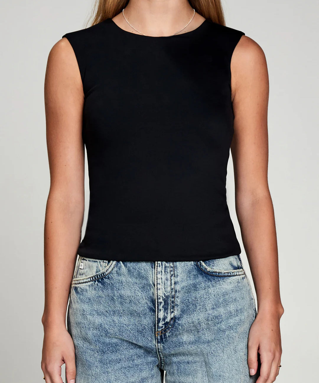 Body Hug Muscle Tank