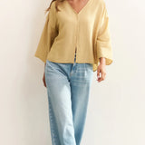 Flowy V-neck blouse with loose fit