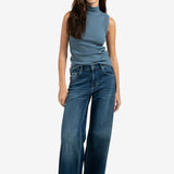 Wide leg w/dark stripe detail