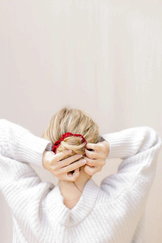NATURAL VELVET WINE SCRUNCHIE - PETITE