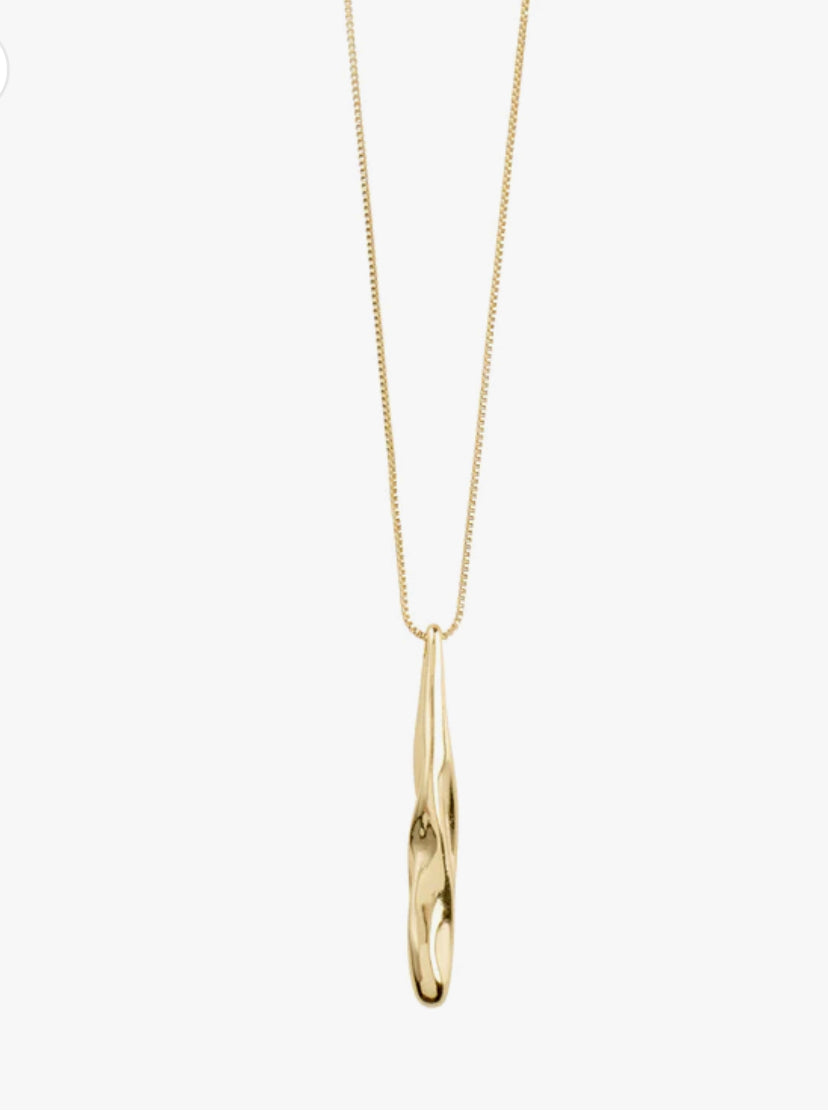 Alberte Teardrop Pendant Necklace